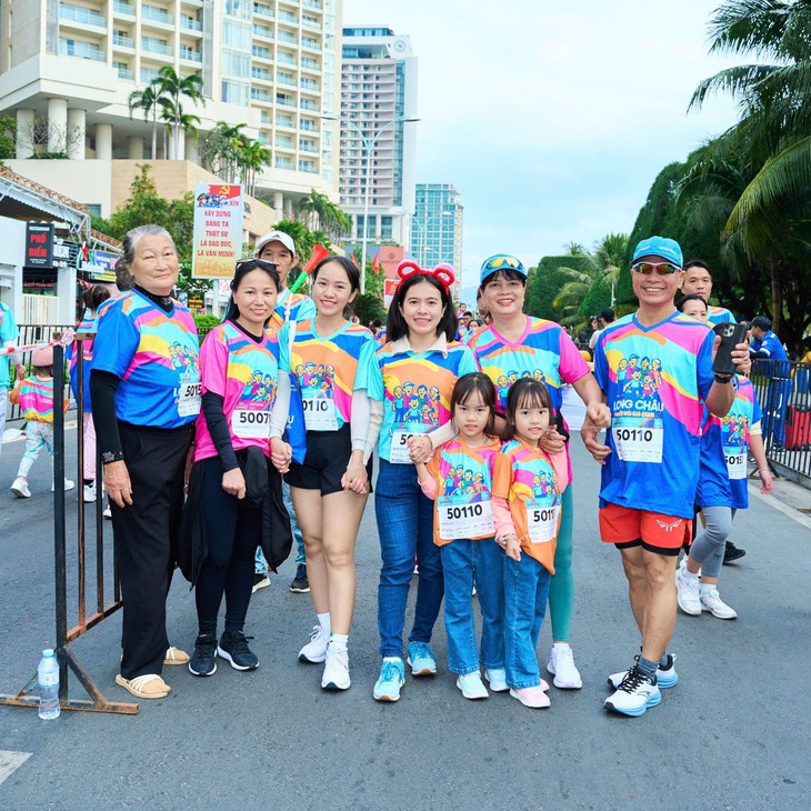 Ngàn gia đình sải bước tại Ngày hội Gia đình Long Châu 2026 - Ảnh 5.