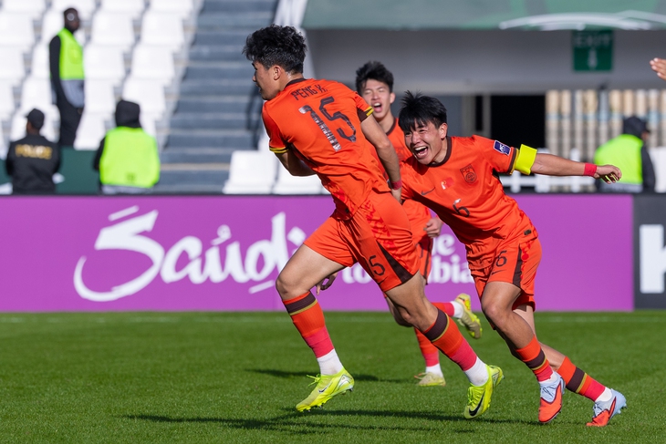 U23 Trung Quốc 'sống sót' nhờ có siêu thủ môn - Ảnh 3.