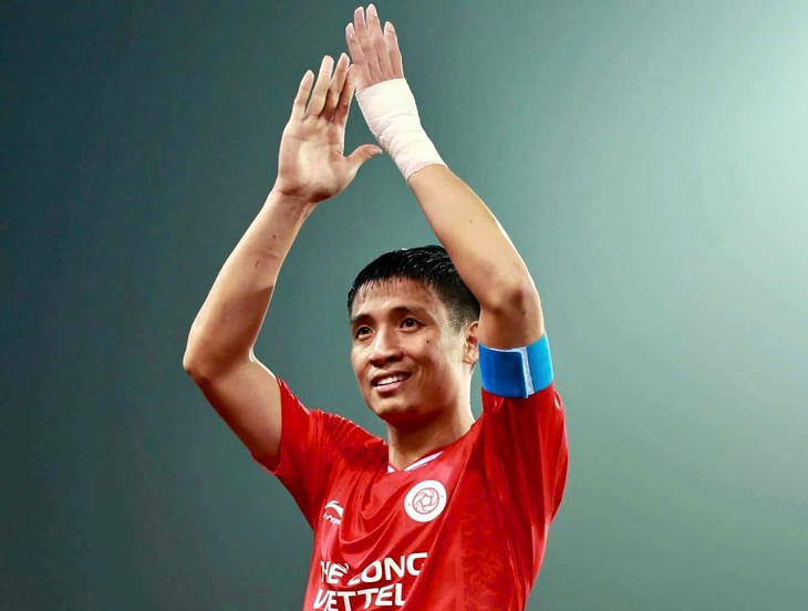 Bùi Tiến Dũng Đội trưởng mẫu mực, đảng viên gương mẫu của CLB Thể Công - Viettel - Ảnh 2.