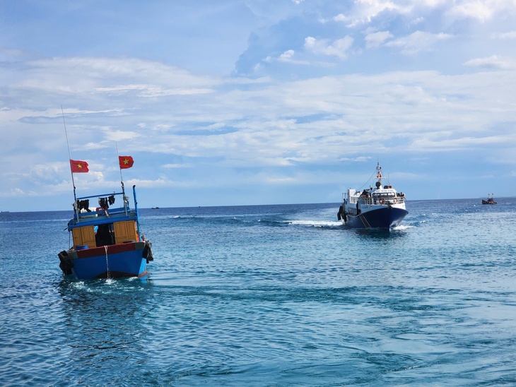 Quảng Ngãi tìm cách 'kìm' dòng RIP, bảo vệ khách mùa du lịch - Ảnh 4.