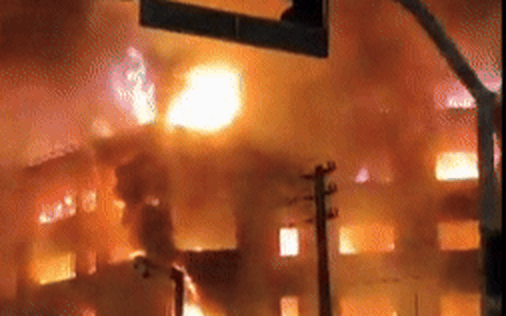 Iran có khuất phục sức ép từ Mỹ? - Ảnh 2.