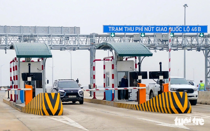 Dự kiến thu phí 5 đoạn tuyến cao tốc Bắc - Nam từ cuối tháng 2-2026 - Ảnh 1.