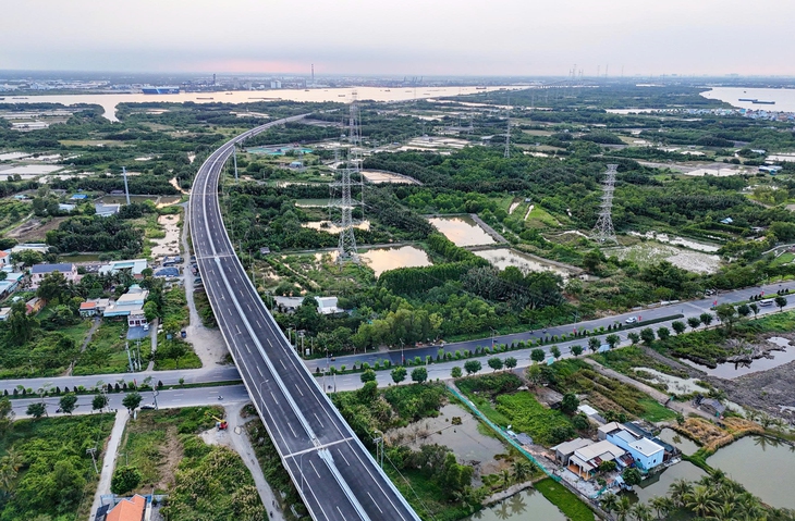 hạ tầng - Ảnh 2.