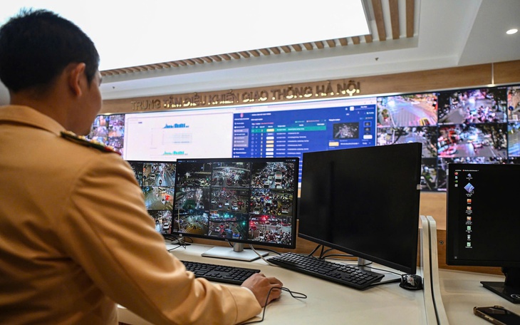 Hà Nội bắt đầu 'phạt nguội' hành vi xả rác bừa bãi, lấn chiếm vỉa hè thông qua camera AI - Ảnh 7.