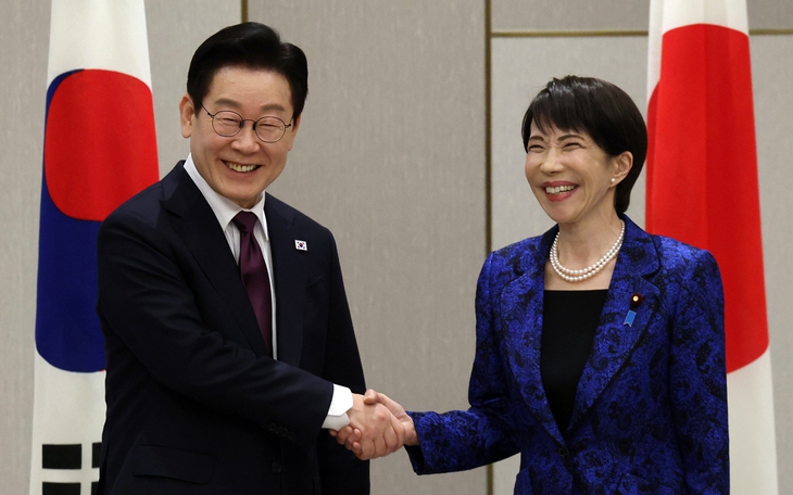 Nhật Bản, Philippines ký loạt thỏa thuận an ninh giữa lúc căng thẳng khu vực leo thang - Ảnh 2.