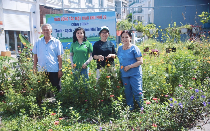 Đổi pin đã sử dụng lấy cây xanh, lan tỏa lối sống xanh ở Tân Vĩnh Lộc - Ảnh 5.