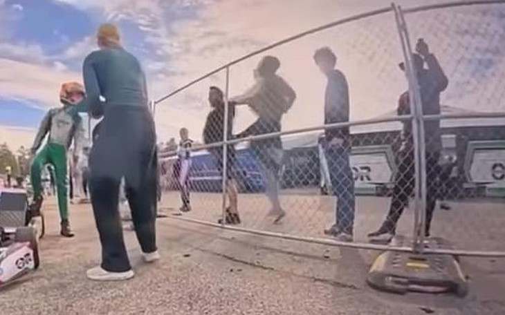 Tay đua F1 có nguy cơ tổn thương thần kinh vì rung động từ động cơ Honda - Ảnh 2.