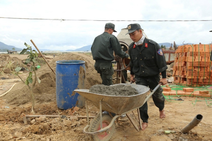 Lửa nhà dài ấm mãi tình đoàn kết - Ảnh 3. Lửa nhà dài ấm mãi tình đoàn kết - Ảnh 3.
