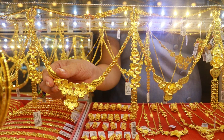 Giá vàng thế giới vượt 4.800 USD/ounce - Ảnh 3.