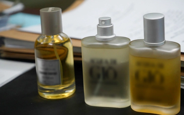 Nước hoa giả ảnh hưởng đến sức khỏe ra sao? - Ảnh 4.