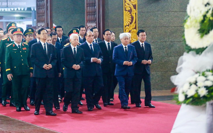 Truy điệu Đại tướng Lê Văn Dũng, đưa linh cữu về quê nhà - Ảnh 2.