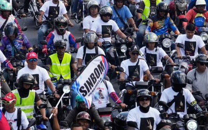 Ông Trump có 'cuộc điện đàm dài' với Tổng thống lâm thời Venezuela - Ảnh 2.