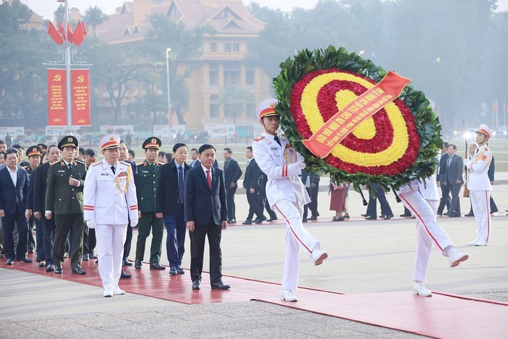 Thường trực Ban Bí thư Trần Cẩm Tú chủ trì tổng duyệt công tác phục vụ Đại hội Đảng XIV - Ảnh 3.