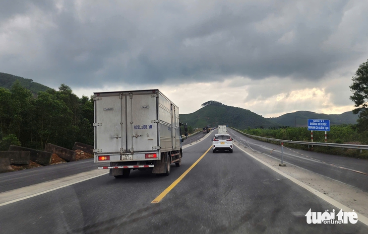 cao tốc - Ảnh 2.