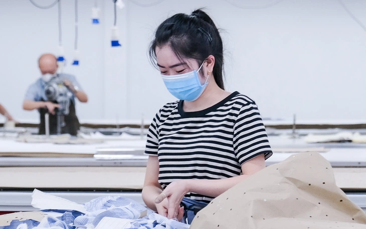 Kiến nghị giảm giờ làm xuống 40 - 44 giờ/tuần, tăng 2 ngày nghỉ dịp Quốc khánh - Ảnh 3.