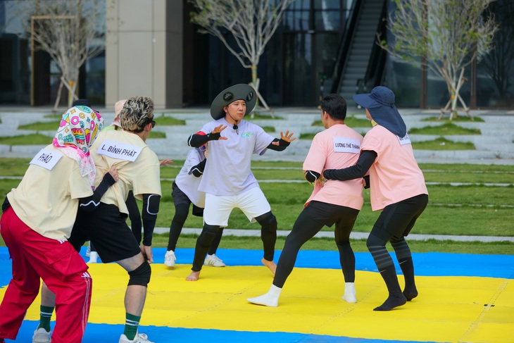 Trấn Thành, Anh Tú bật khóc trong trailer Running man tập cuối - Ảnh 3. Running man - Ảnh 2.