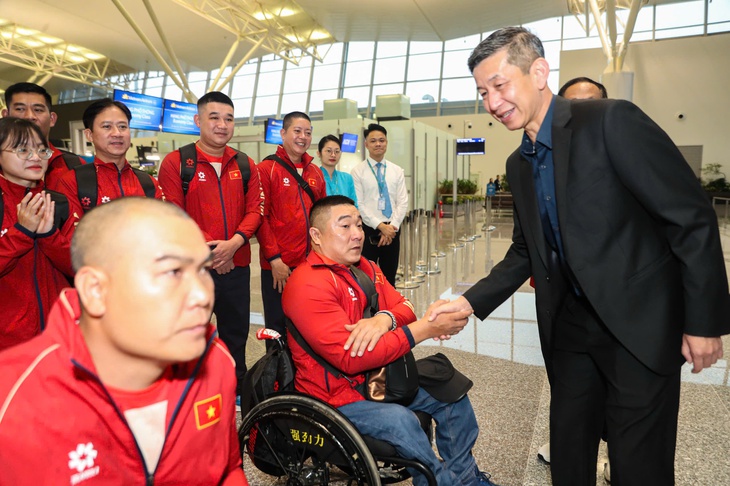 Đoàn thể thao người khuyết tật Việt Nam lên đường dự ASEAN Para Games - Ảnh 2.