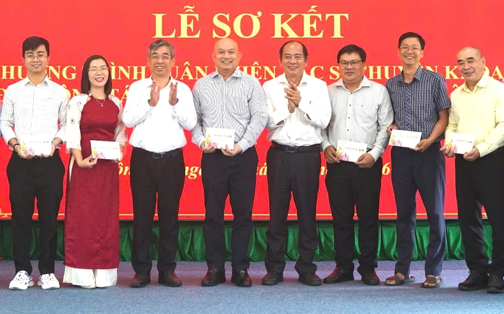 Phó bí thư Thành ủy TP.HCM Nguyễn Phước Lộc đến Côn Đảo hưởng ứng Ngày sức khỏe toàn dân  - Ảnh 3.