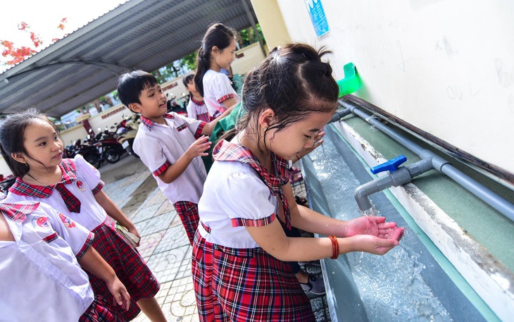 Nước yếu tại 37 phường, xã ở TP.HCM cuối tuần này  - Ảnh 2.