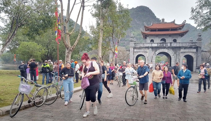 người nước ngoài - Ảnh 2.