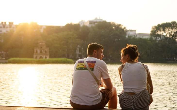 Thời tiết hôm nay 21-1: Bắc Bộ rét đậm, mưa rải rác, Nam Bộ nắng - Ảnh 2.