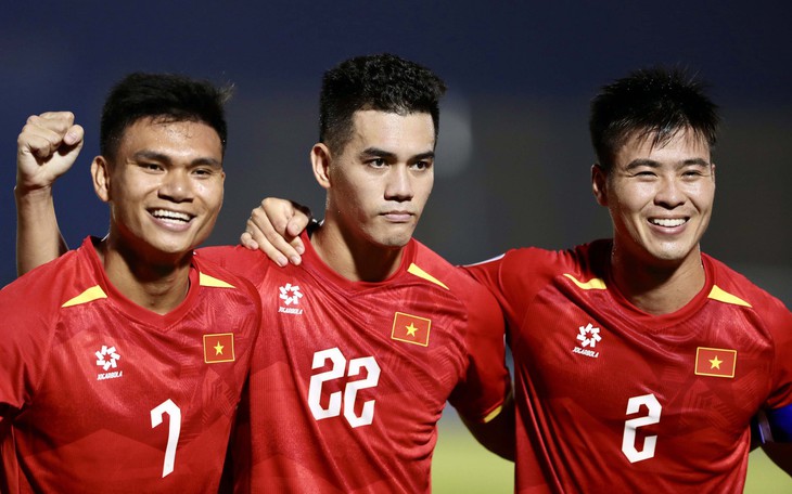 ASEAN Cup 2026 nhìn từ Giải U23 châu Á 2026: Ông Kim khó nghĩ - Ảnh 2.