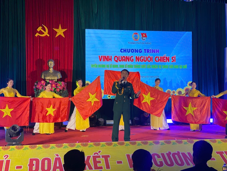 lũ lịch sử - Ảnh 2.