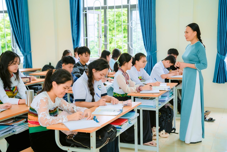 tư vấn tuyển sinh - Ảnh 2.