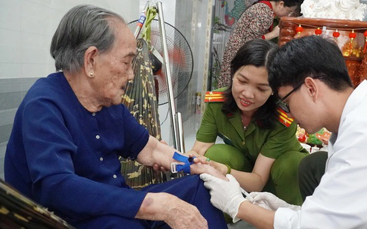 Bộ Công an phát động cao điểm thu nhận mẫu ADN thân nhân liệt sĩ chưa xác định thông tin  - Ảnh 7.