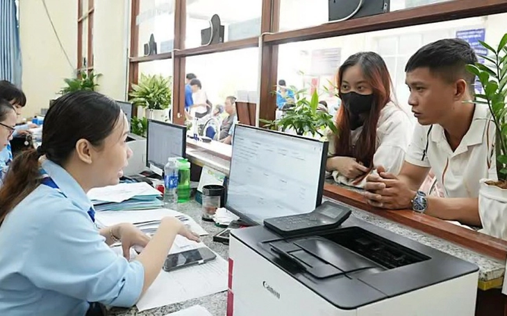 Chuyển từ viên chức sang công chức cần những điều kiện nào? - Ảnh 3.