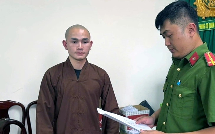 TikTok Nhật Duy, Nhật Hoàng hầu tòa vì tổ chức sử dụng ma túy - Ảnh 2.