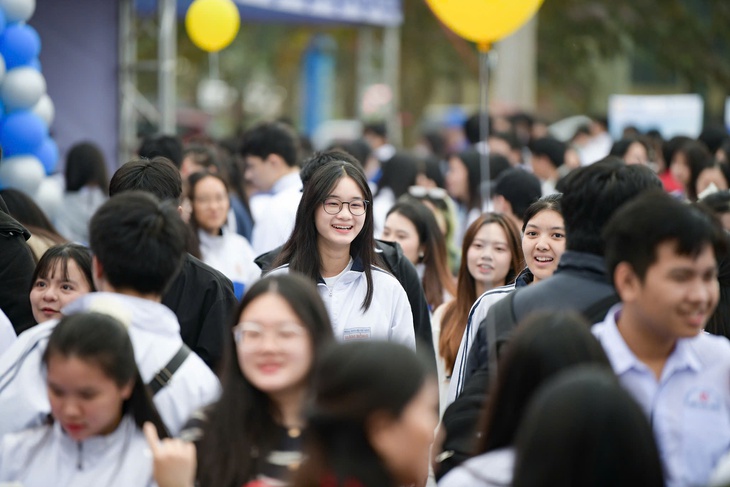 tư vấn tuyển sinh - Ảnh 3.