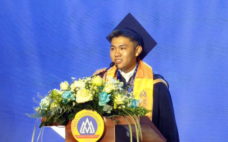 Hành trình vượt "bóng tối" của lập trình viên khiếm thị - Ảnh 3.