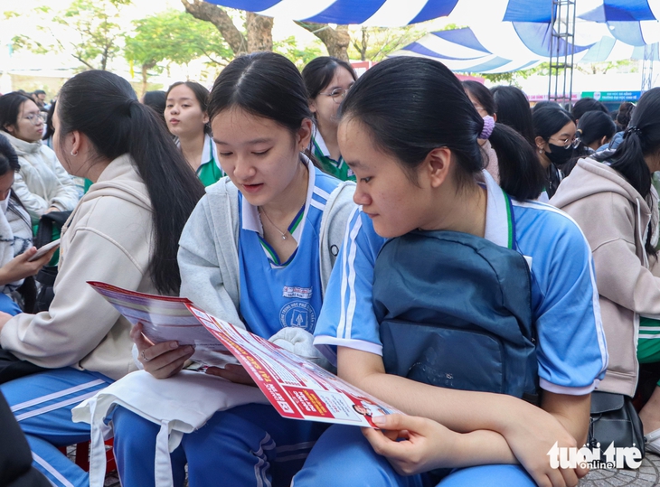 tư vấn tuyển sinh - Ảnh 3.