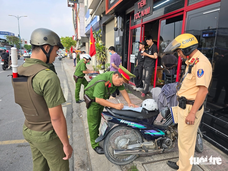 vỉa hè - Ảnh 3.