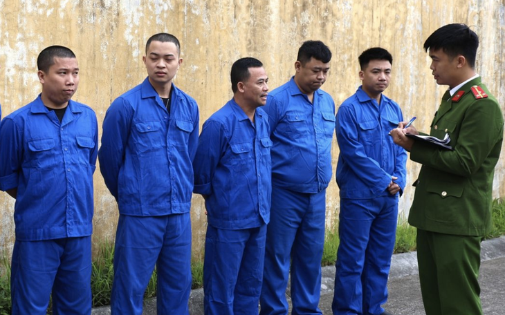 Đà Nẵng: Phát lệnh truy nã đặc biệt kẻ cầm đầu đường dây cá độ liên tỉnh - Ảnh 4.