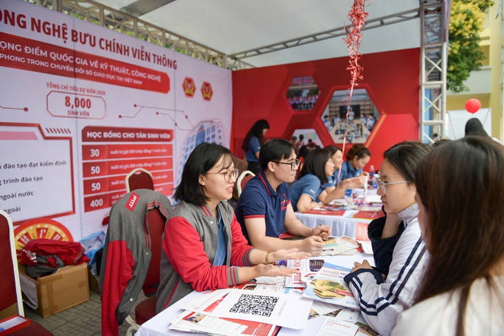 Học sinh Thanh Hóa cân não chọn nghề: Né ngành 'hot' hay bám thị trường? - Ảnh 8.