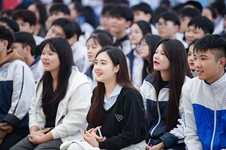 tư vấn tuyển sinh - Ảnh 1.