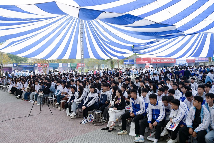 tư vấn tuyển sinh - Ảnh 6.