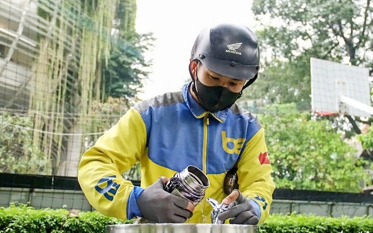 Thêm trụ nước uống tại vòi miễn phí trên đường phố TP.HCM - Ảnh 3.