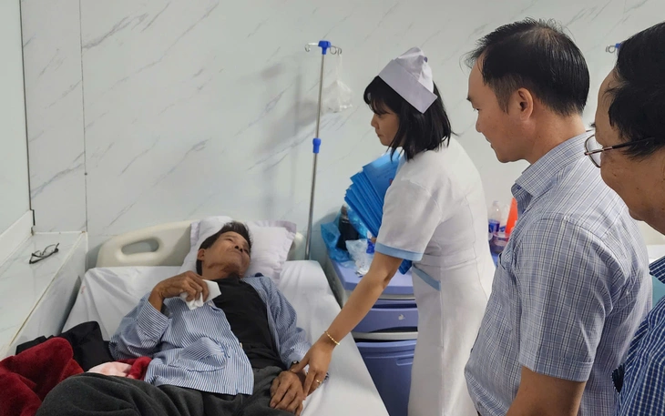 Lại xảy ra ngộ độc thực phẩm ở Đồng Tháp nghi do liên quan đến cơ sở bánh mì Hồng Ngọc 12 - Ảnh 3.