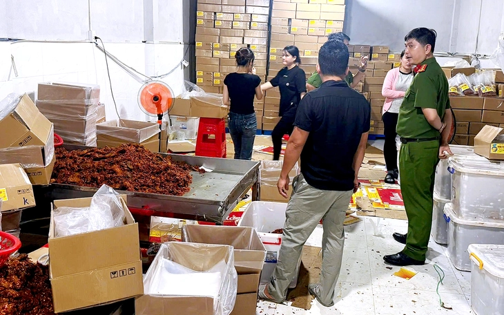 Vụ bé 3 tuổi chết, 5 người cấp cứu khi ăn trái cây, sữa: Đề nghị điều tra, truy xuất nguồn thực phẩm - Ảnh 2.