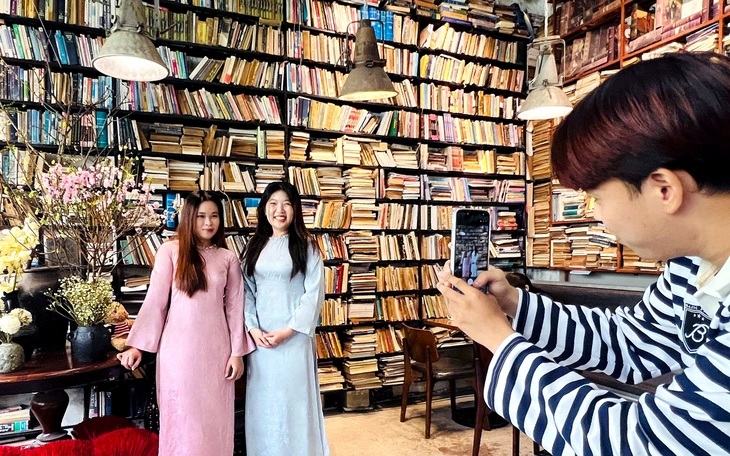 Những địa điểm check-in Tết sớm không thể bỏ qua tại TP.HCM - Ảnh 22.