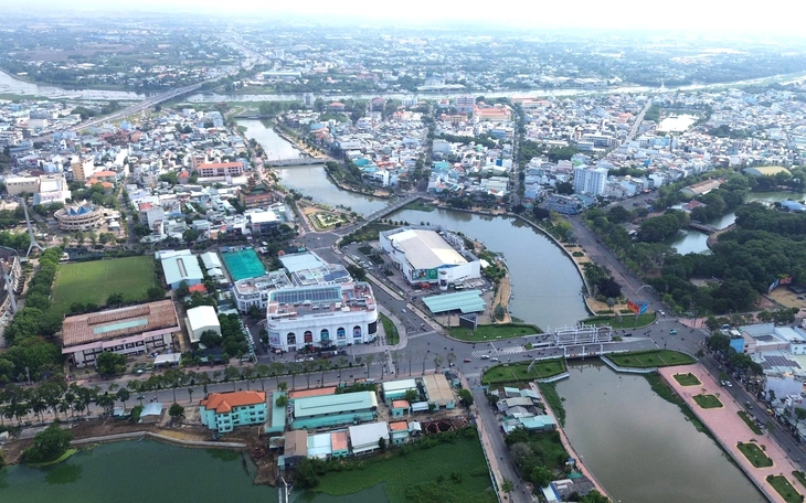 'Hội các bà' trong chung cư hiểu bệnh mẹ tôi hơn cả bác sĩ - Ảnh 3.