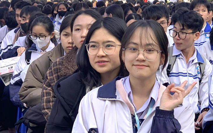 Đại học Y Dược TP.HCM siết điều kiện tuyển sinh sau đại học, bác sĩ nội trú - Ảnh 3.