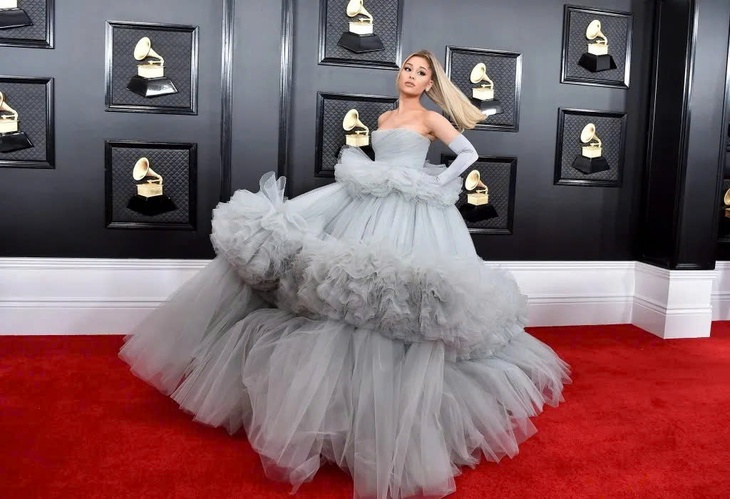 Ariana Grande - Ảnh 8.