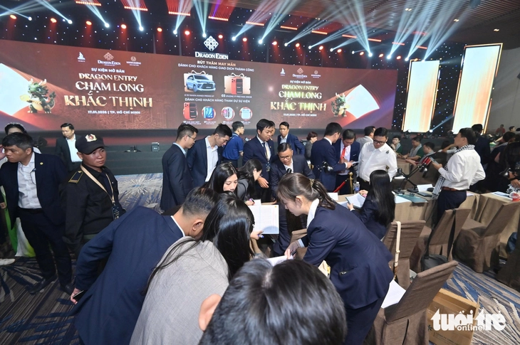 Giá căn hộ TP.HCM neo cao, dòng tiền tìm về sản phẩm pháp lý hoàn chỉnh ở vùng ven - Ảnh 2.