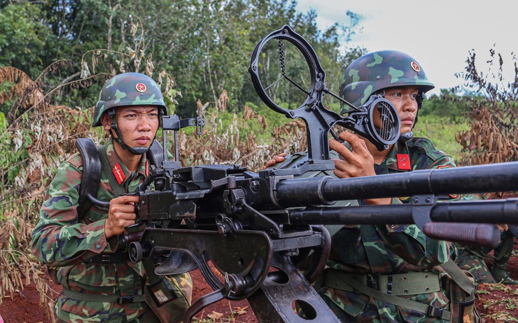 Bộ tham mưu, Quân khu 9 được đề nghị xét tặng Huân chương Bảo vệ Tổ quốc hạng nhất - Ảnh 3.