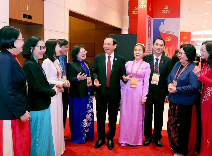 Thông cáo báo chí ngày làm việc thứ 3 Đại hội XIV của Đảng - Ảnh 1.