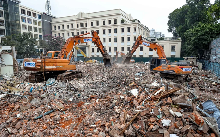 Lộ diện khu đất làm quảng trường phía Đông hồ Gươm khi phá dỡ loạt công trình trên đất 'kim cương' - Ảnh 14.